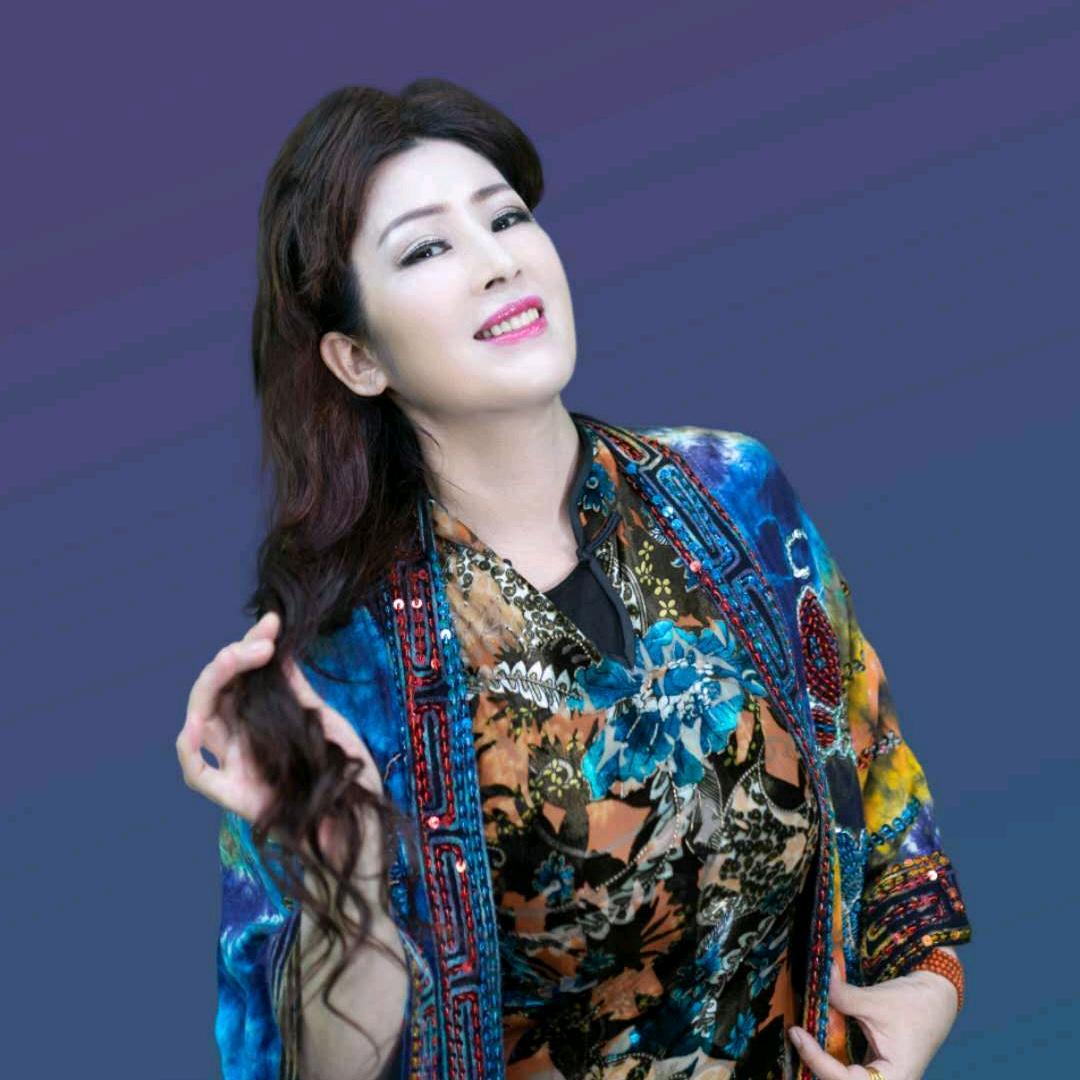 🌸华姐🌸(拒绝私聊)