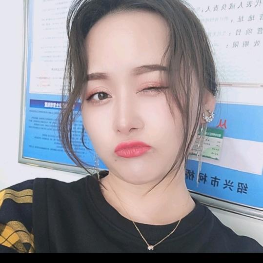 歌曼丽草本减肥美容