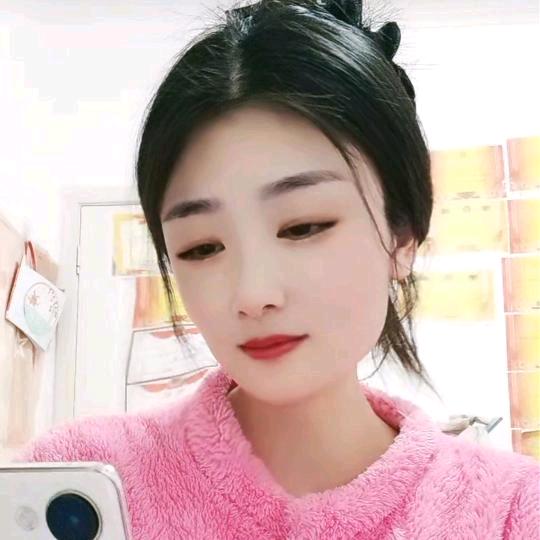 丫头（谁来宠）