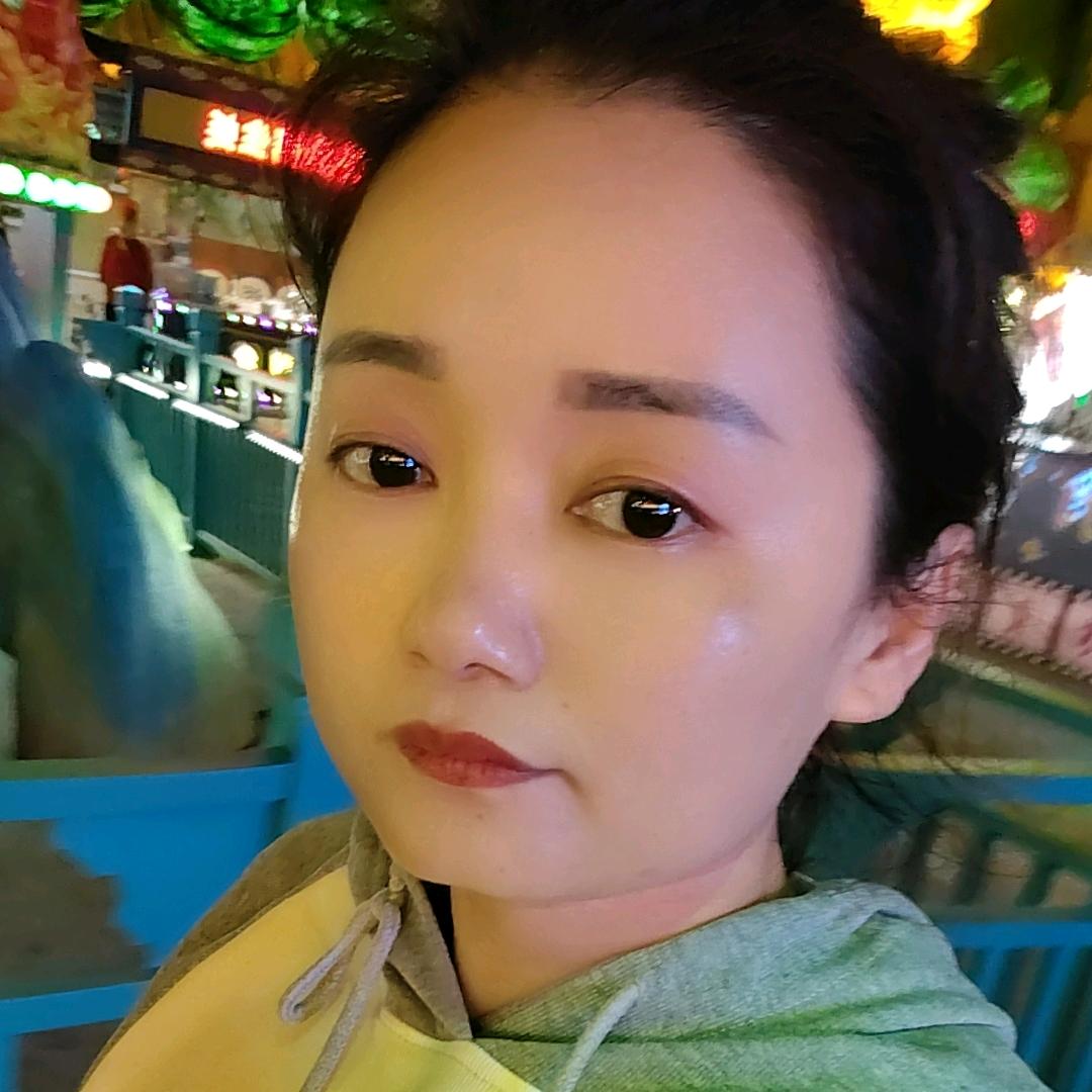 李侠，