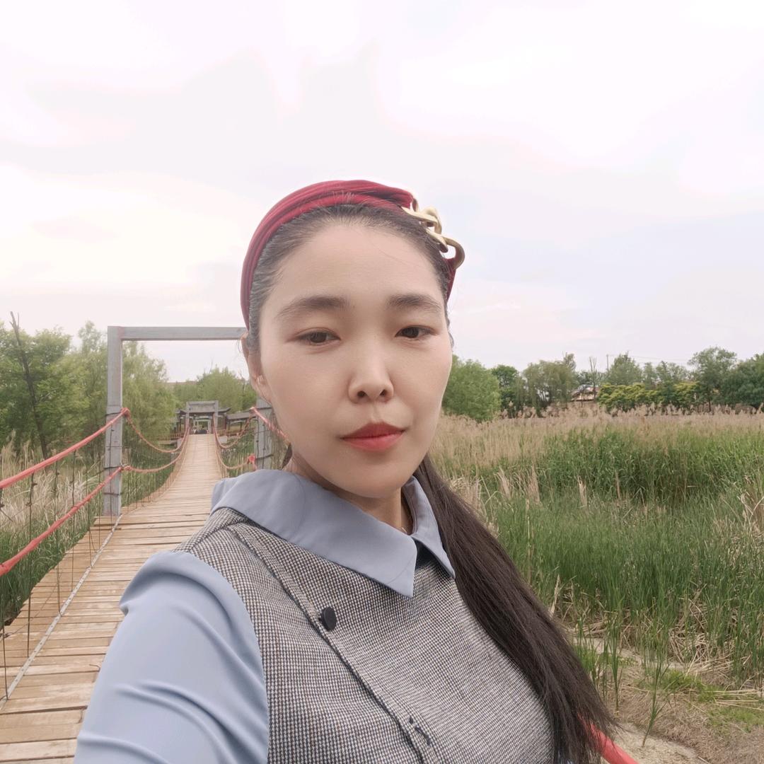桥边的姑娘