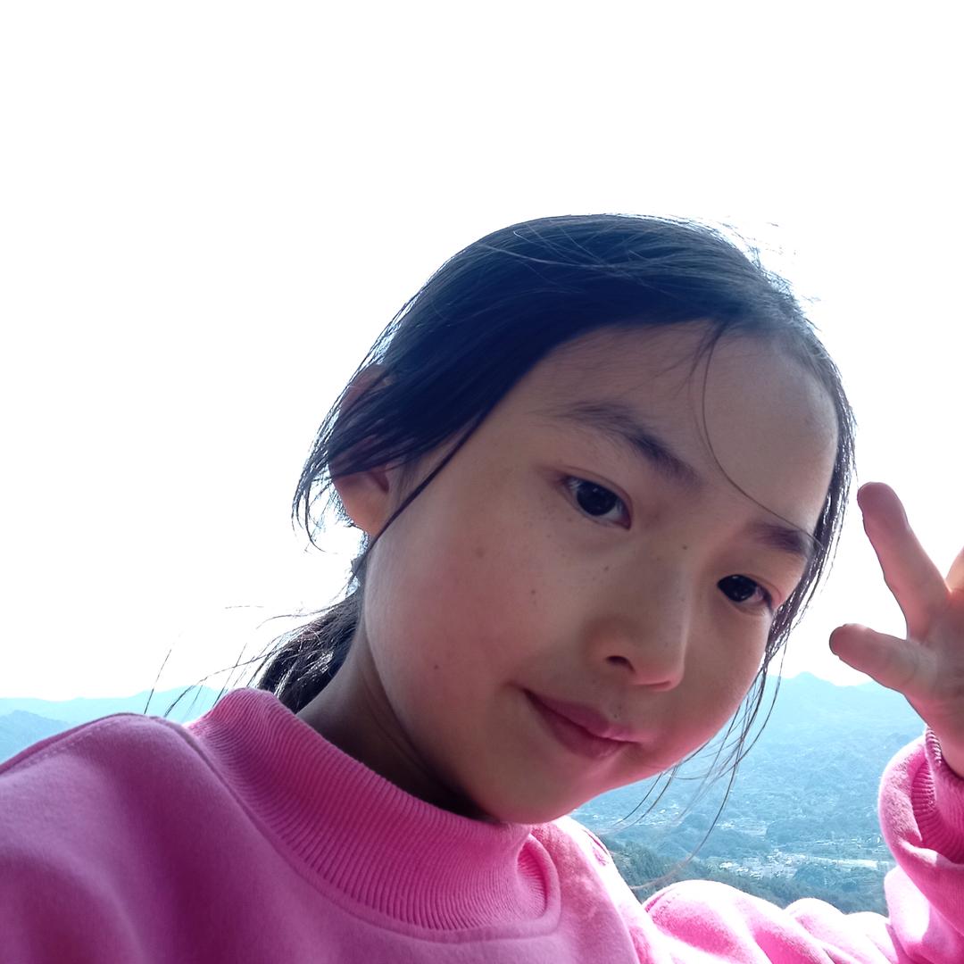 一家子四个人。🌷