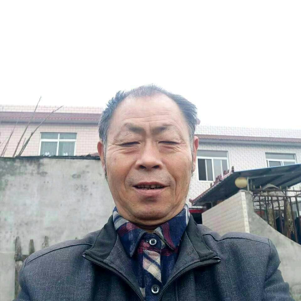 李加孝