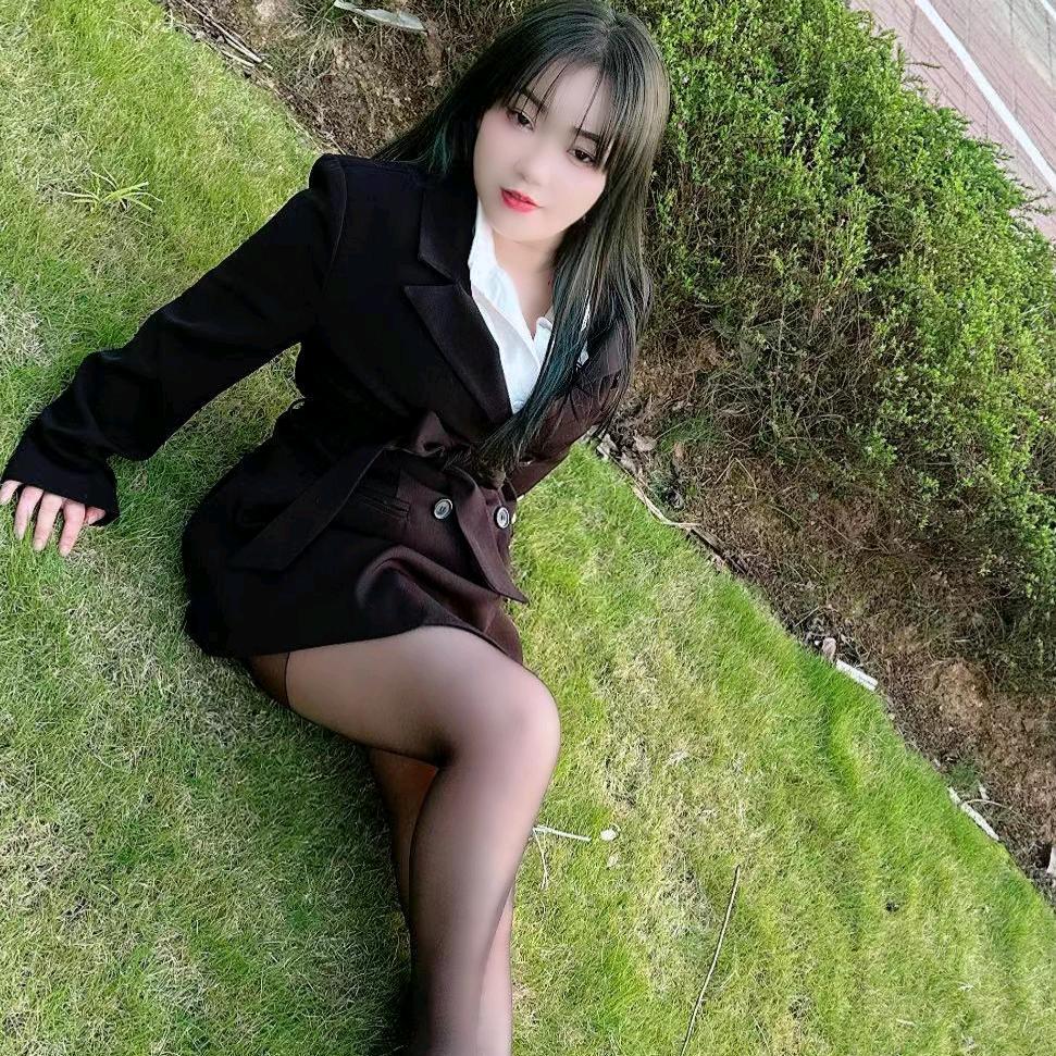 沫💋雅萱