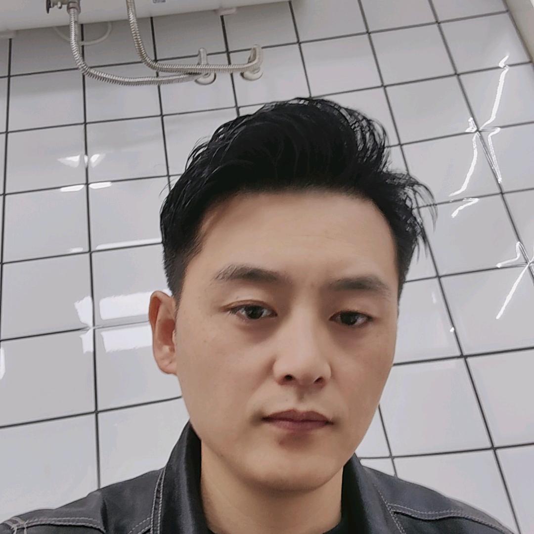 向宏专注热烫