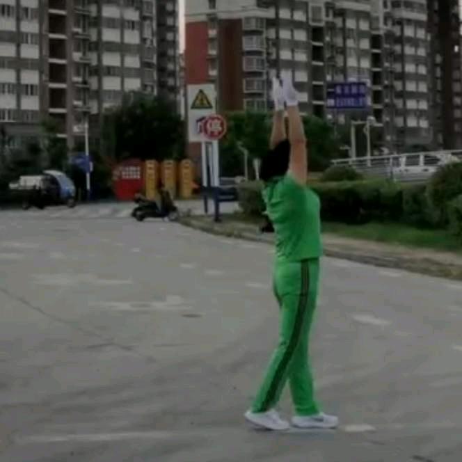 凌红家政