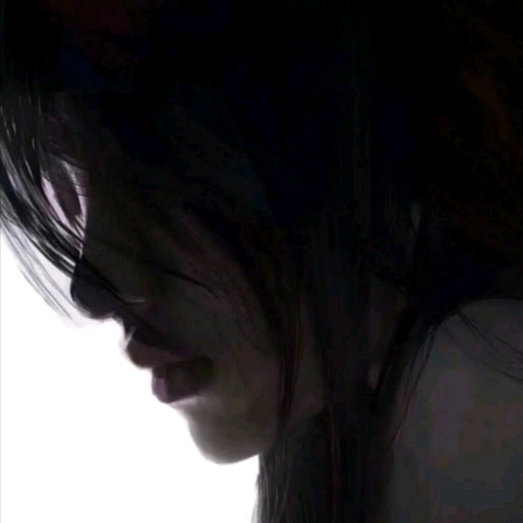 ￴￴ ￴￴ ￴ ￴￴