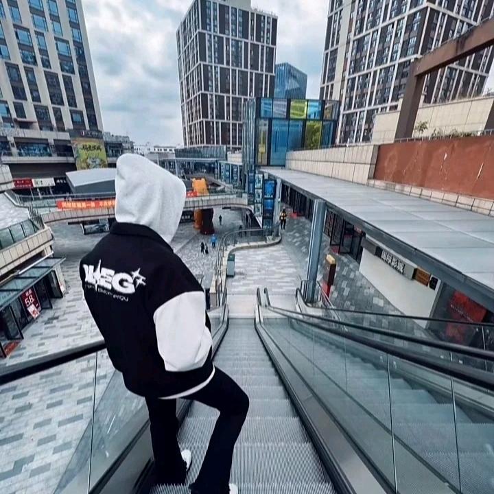 肖他