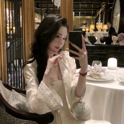 Sun雅乔~爆款穿搭甄选