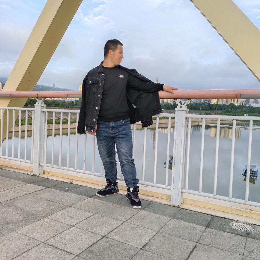 西北🦷，小洁哥。