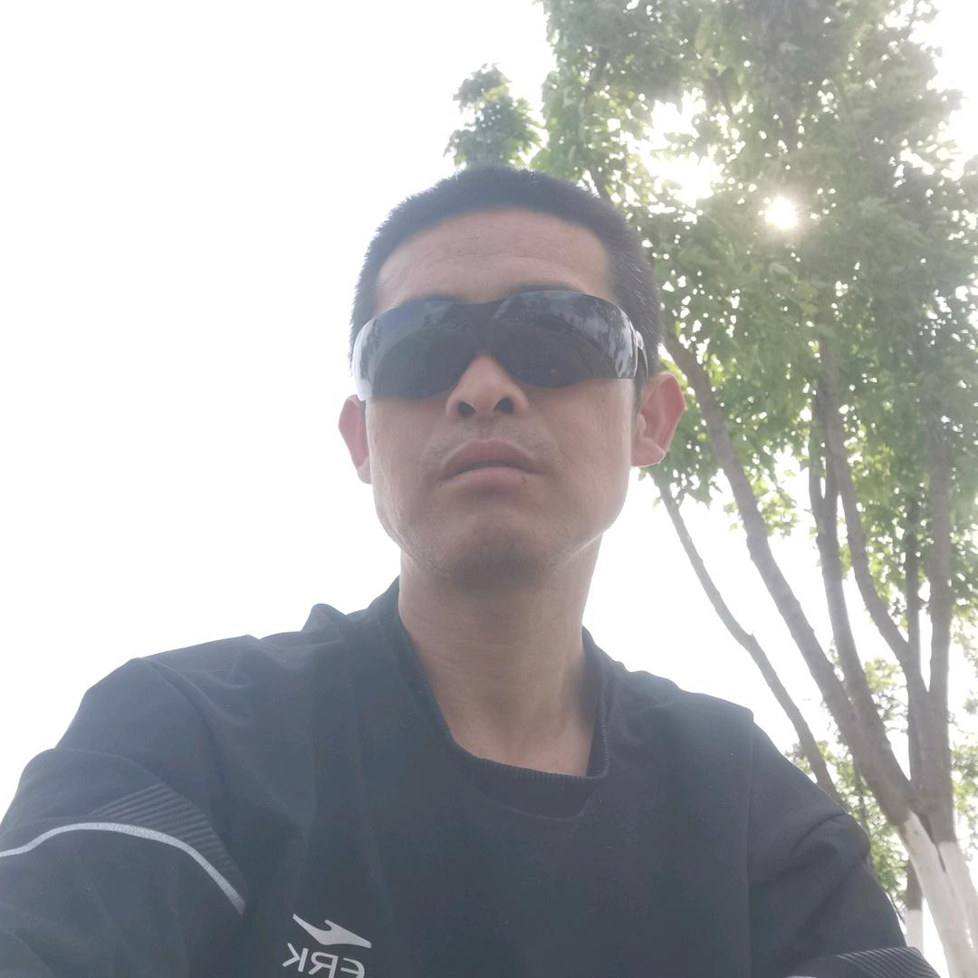鹰击长空