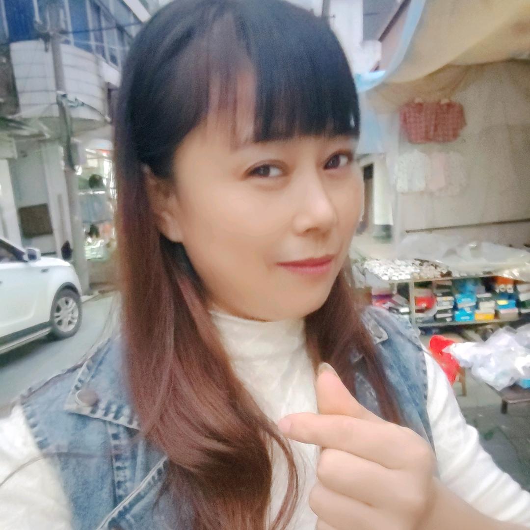 用户596001649348萍水相逢