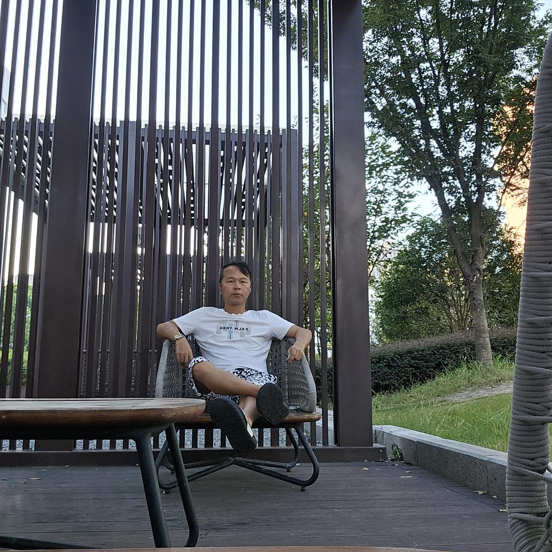 星星跌进银河✨いぎけ