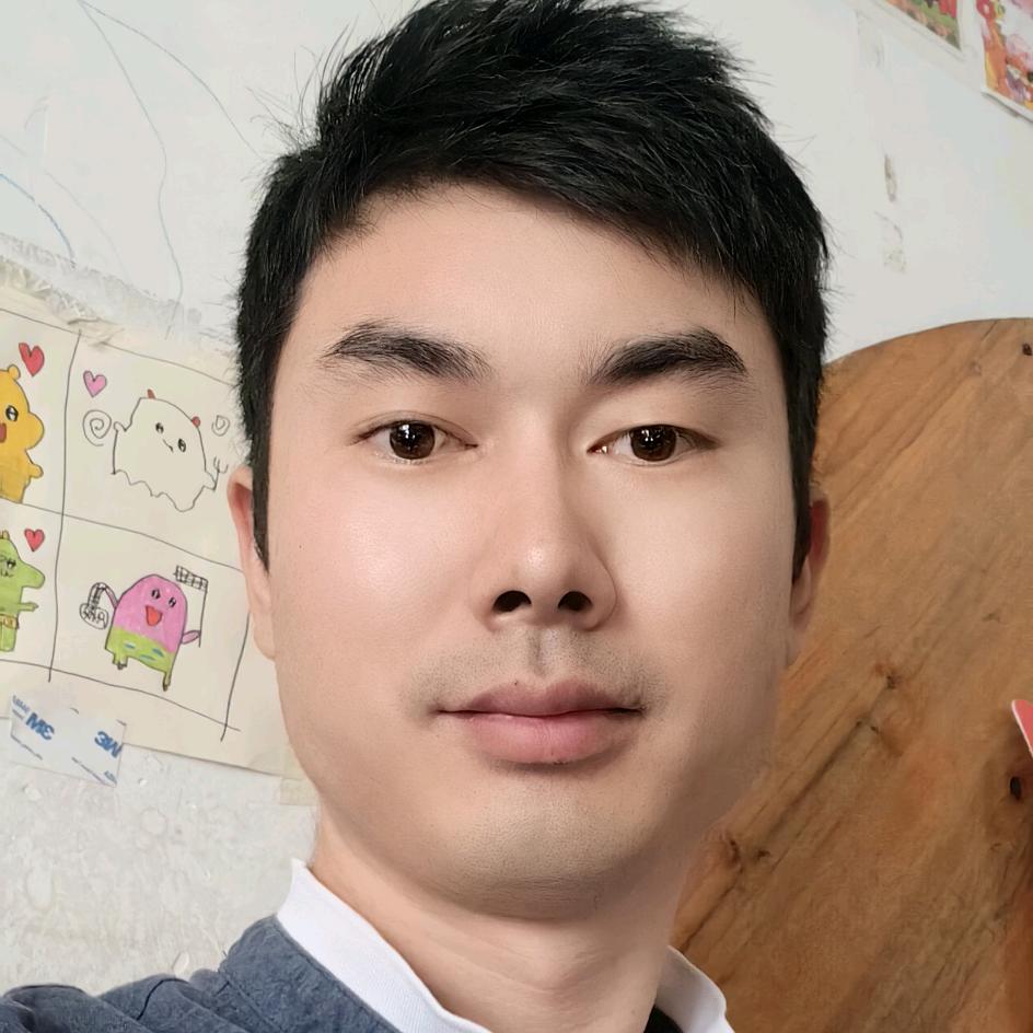 我家就在小河旁