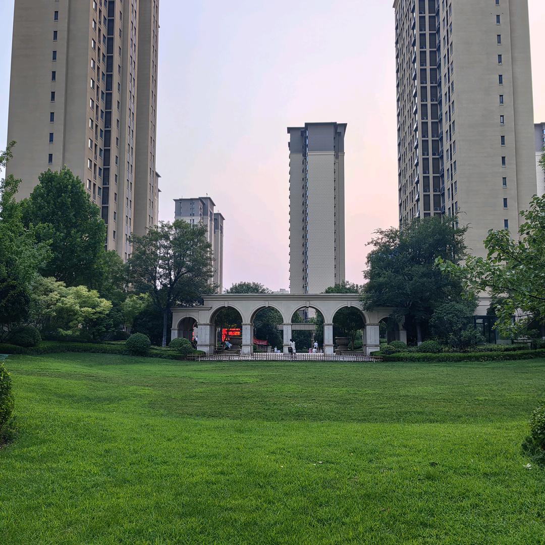 欧莱博护肤摊主