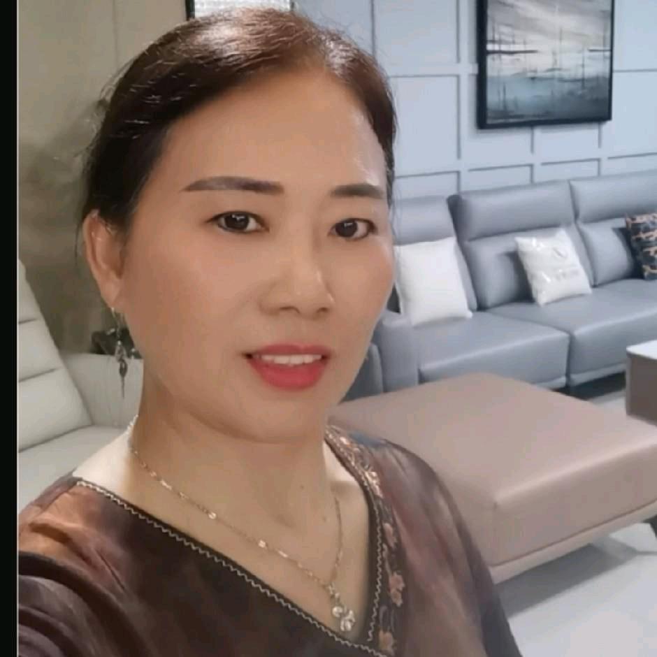 华蓥市高兴镇金亿家居