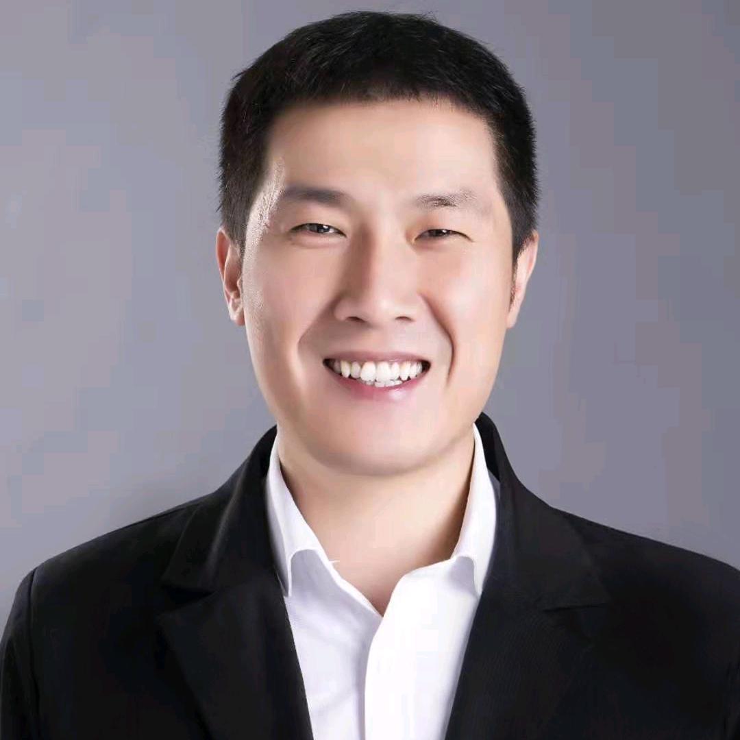 侯马家和广场店店长郭斌