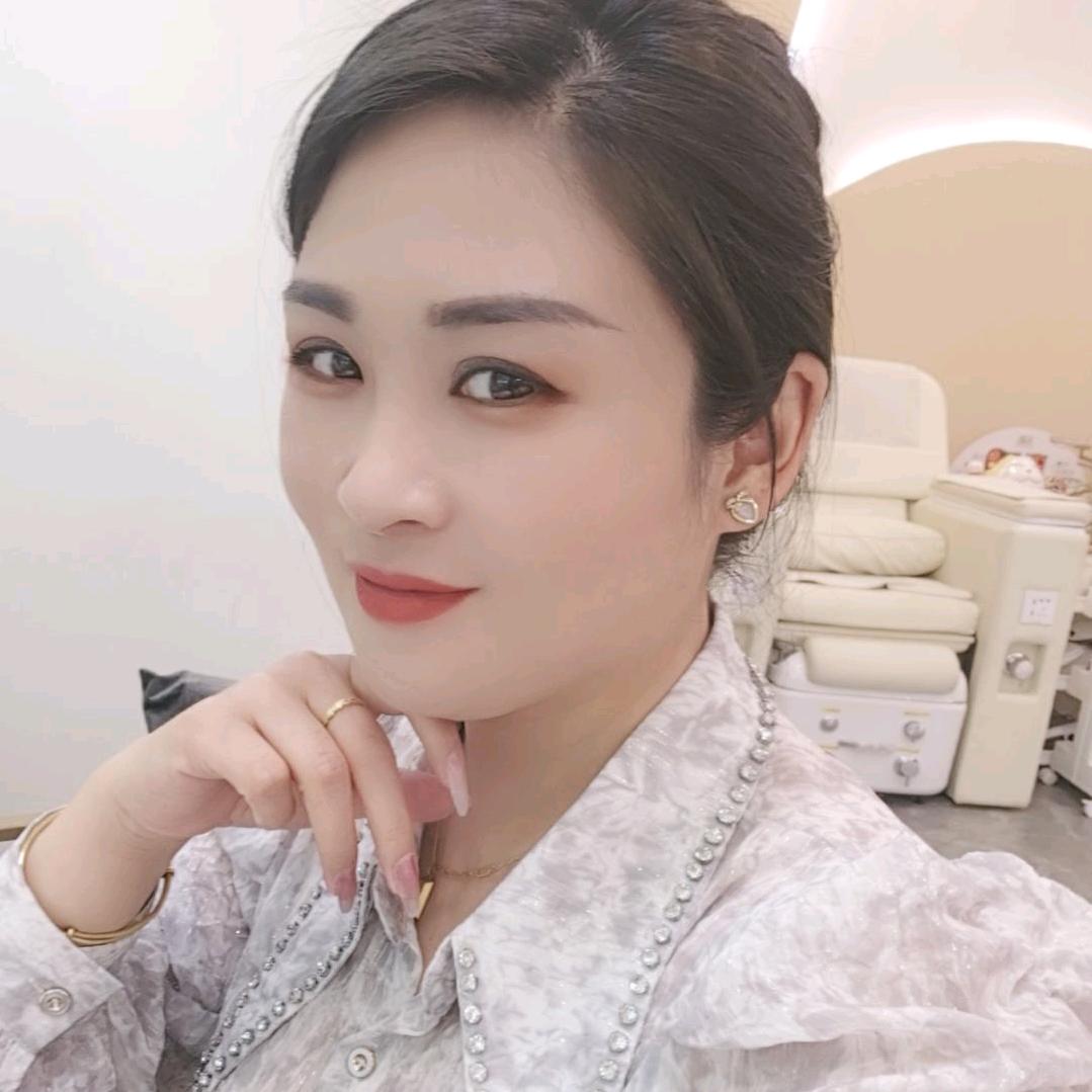 娜宝儿（戒酒中）
