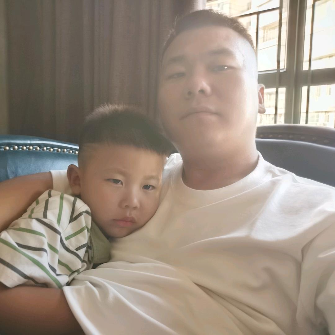 何时葡萄先熟透