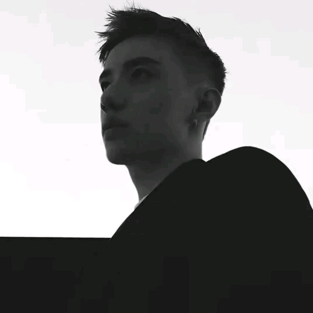 小张的𝑨𝑹𝑹𝑰𝒁𝑶⁸