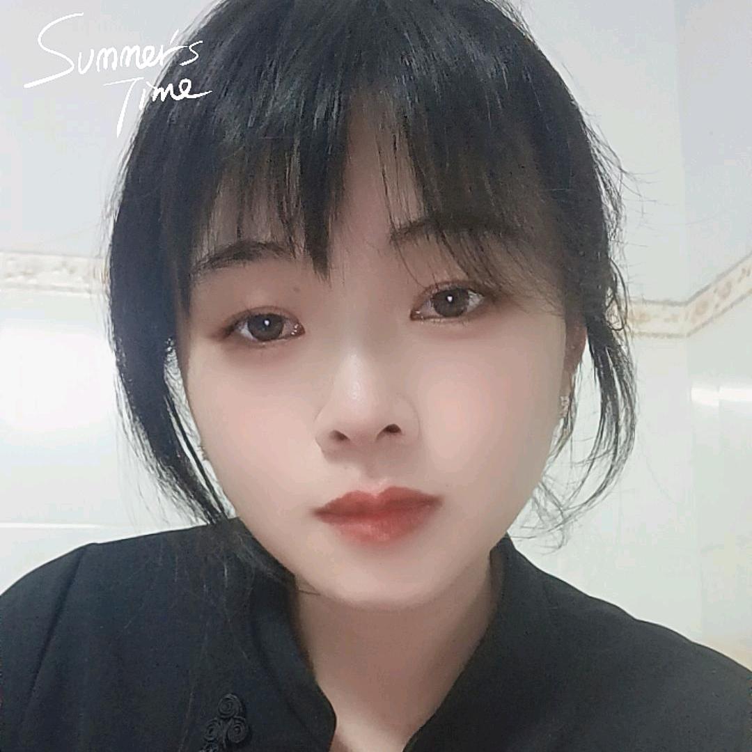 罗雯