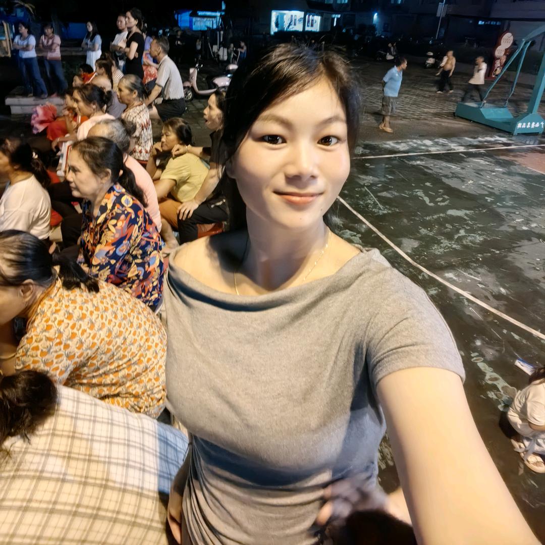 @小英子