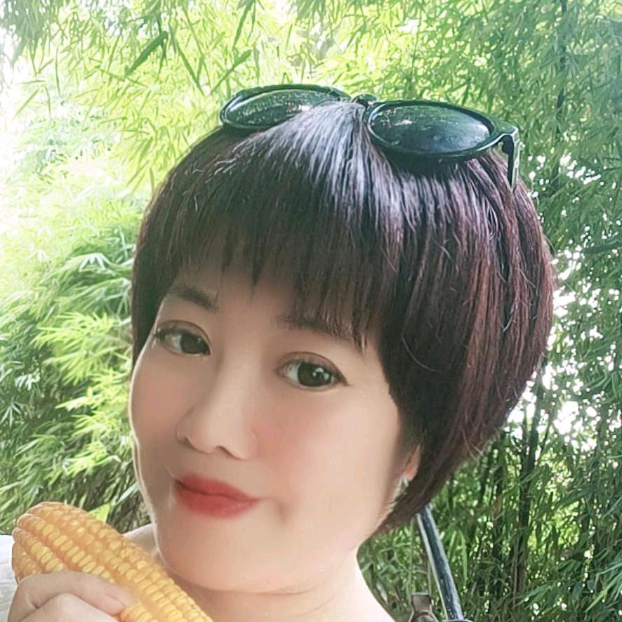 英英💖小妖