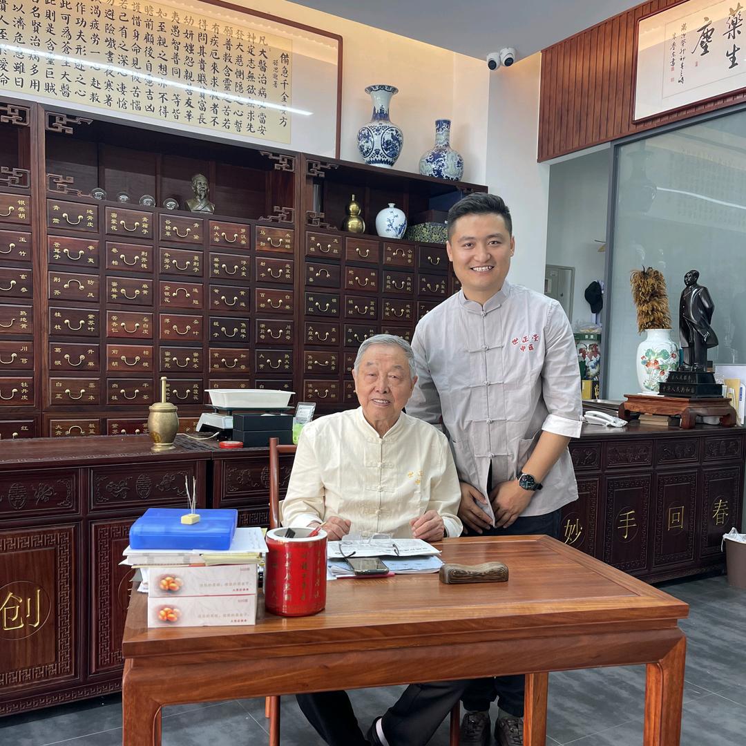 沈阳世正堂的鞠洪纯