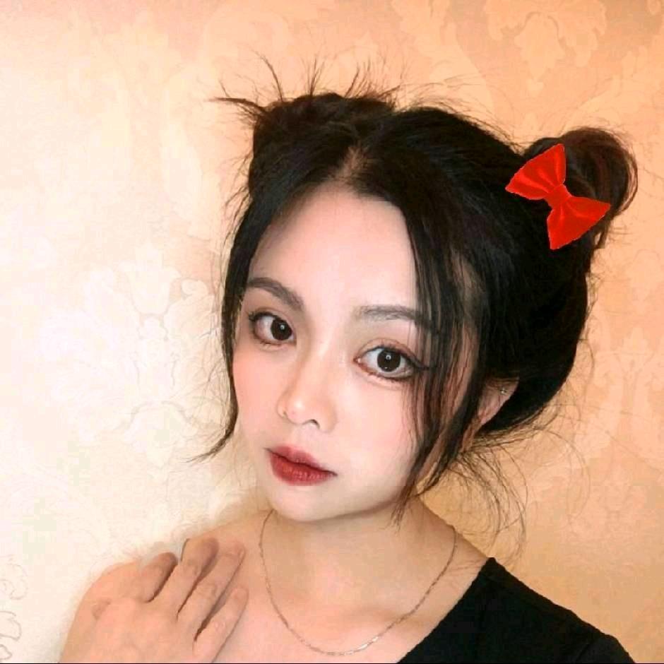 暴躁的兔子🐰(妆匣子)