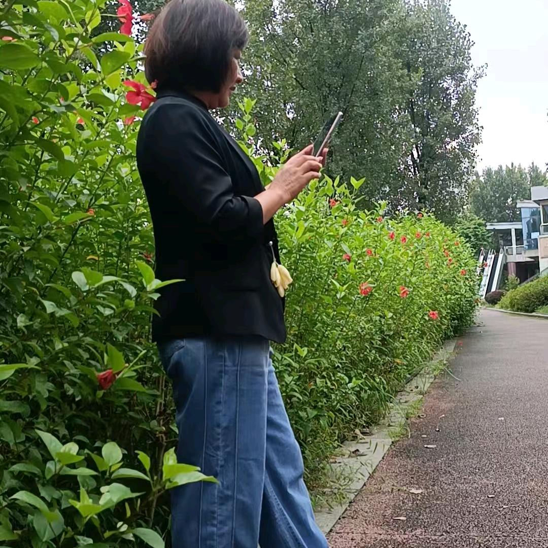 永远做个善良开心的人