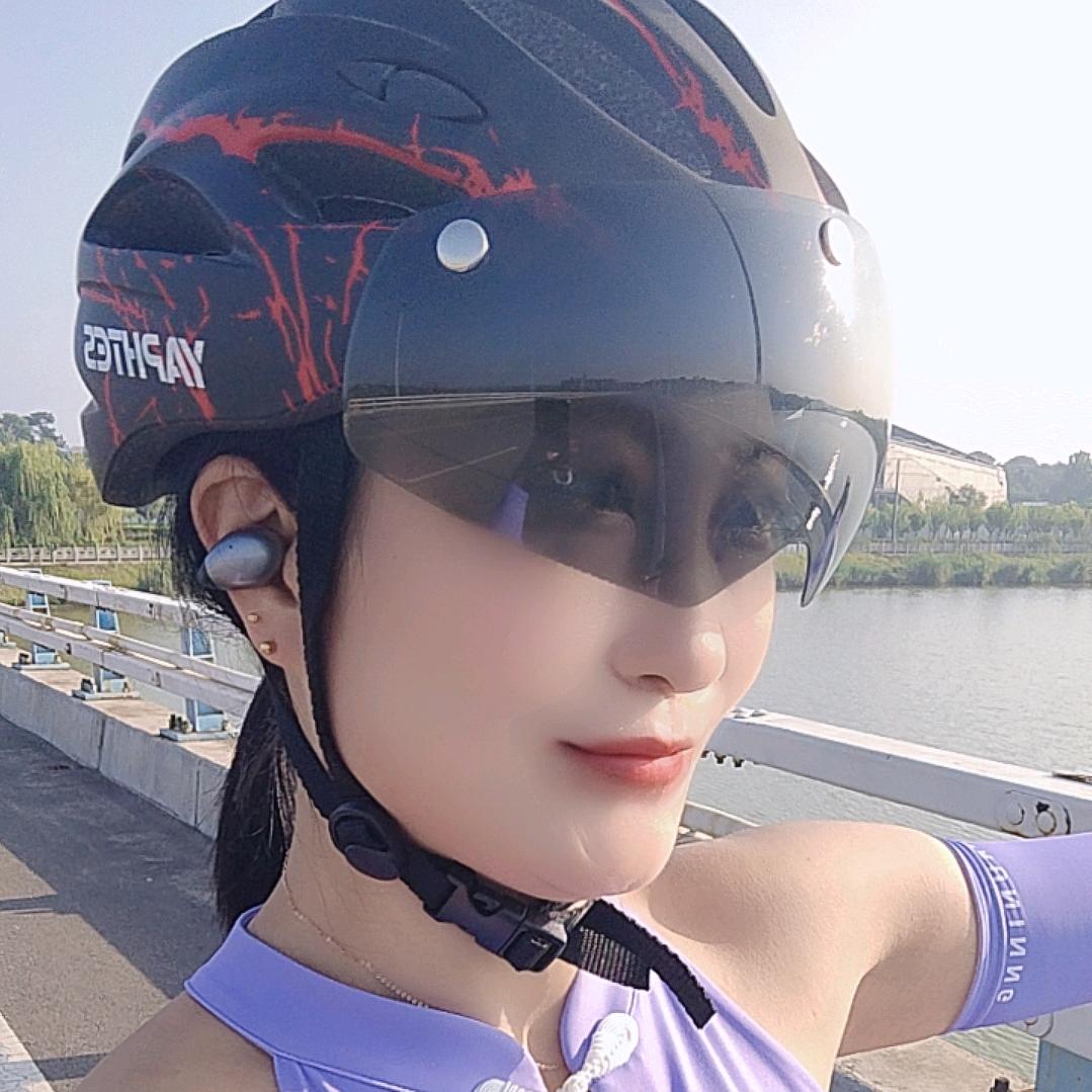 撸铁小姐姐❤️❤️❤️
