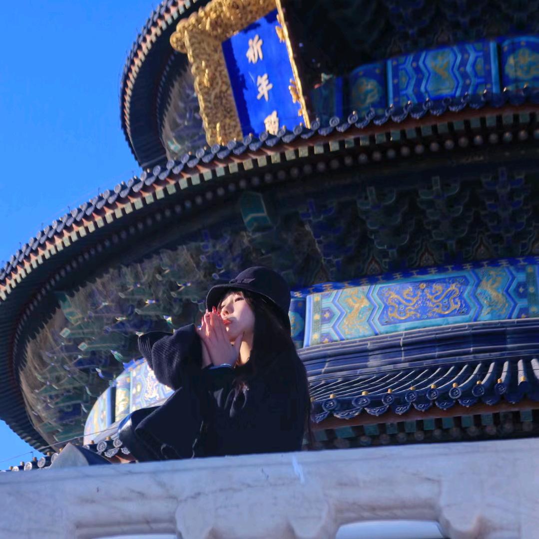 玥亮当空照✨