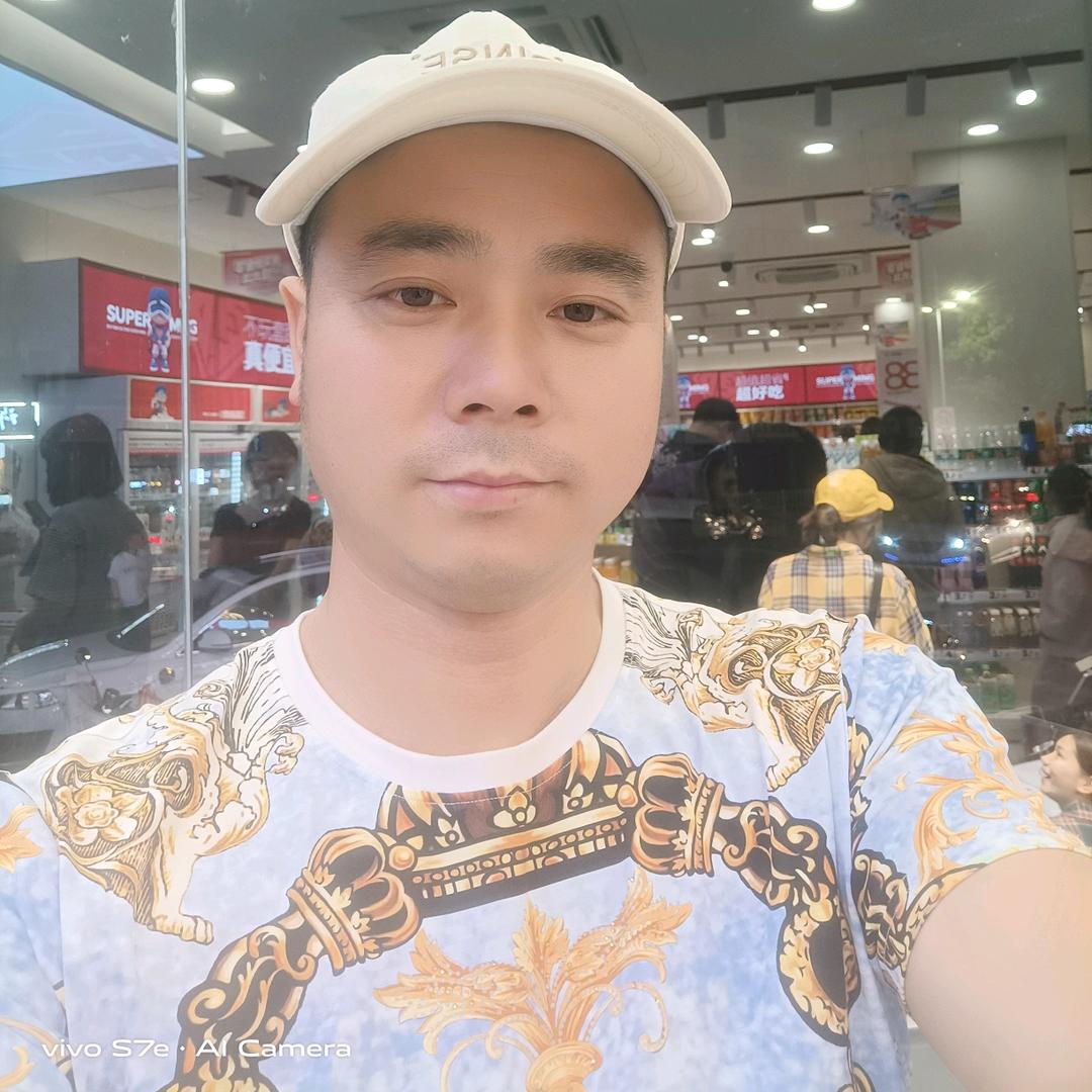 章先生