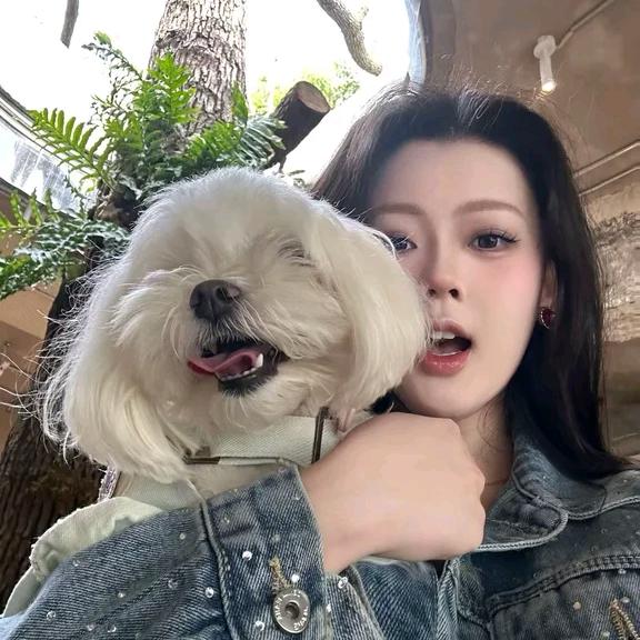 陈嘉嘉Ella💗