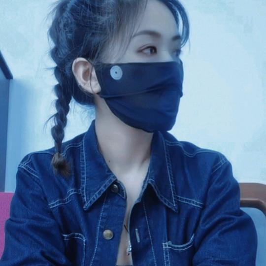 小于三轮车雨帘