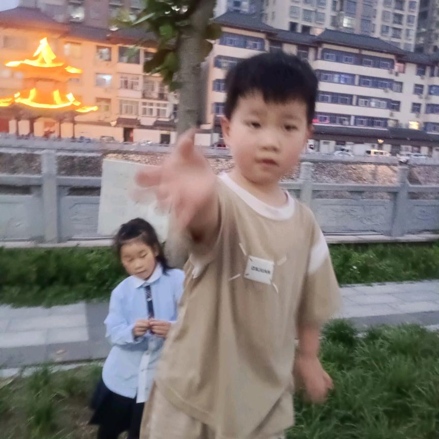 开心快乐每一天（拒绝私聊）