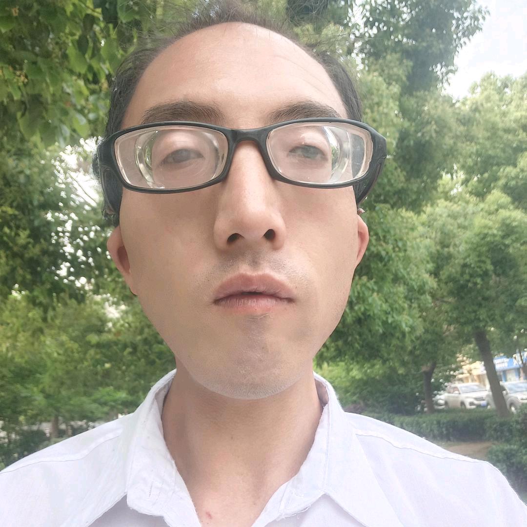 湖北田鹏哥。