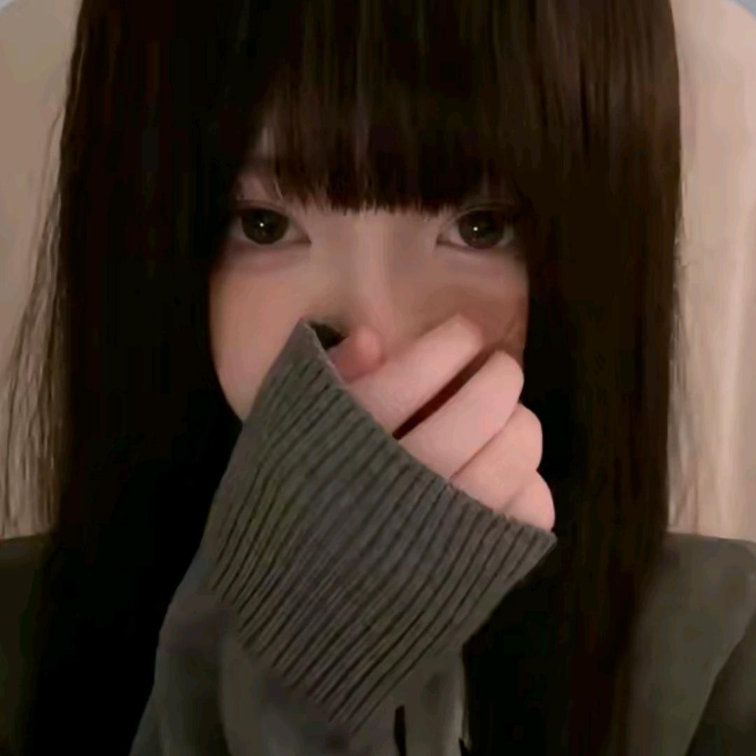 ꒦ິ⌓꒦ີ
