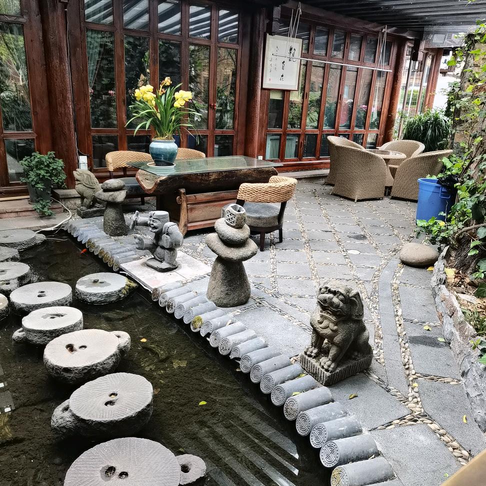一泓秋水
