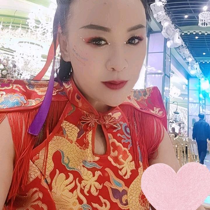 皇台底飞扬鼓舞队队长～王燕