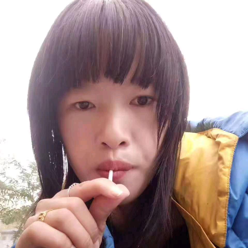 小橙子🍊，