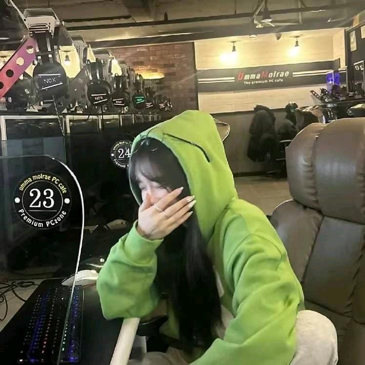 가 은