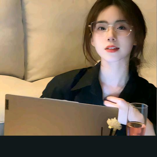 雅菲（爱唱歌）