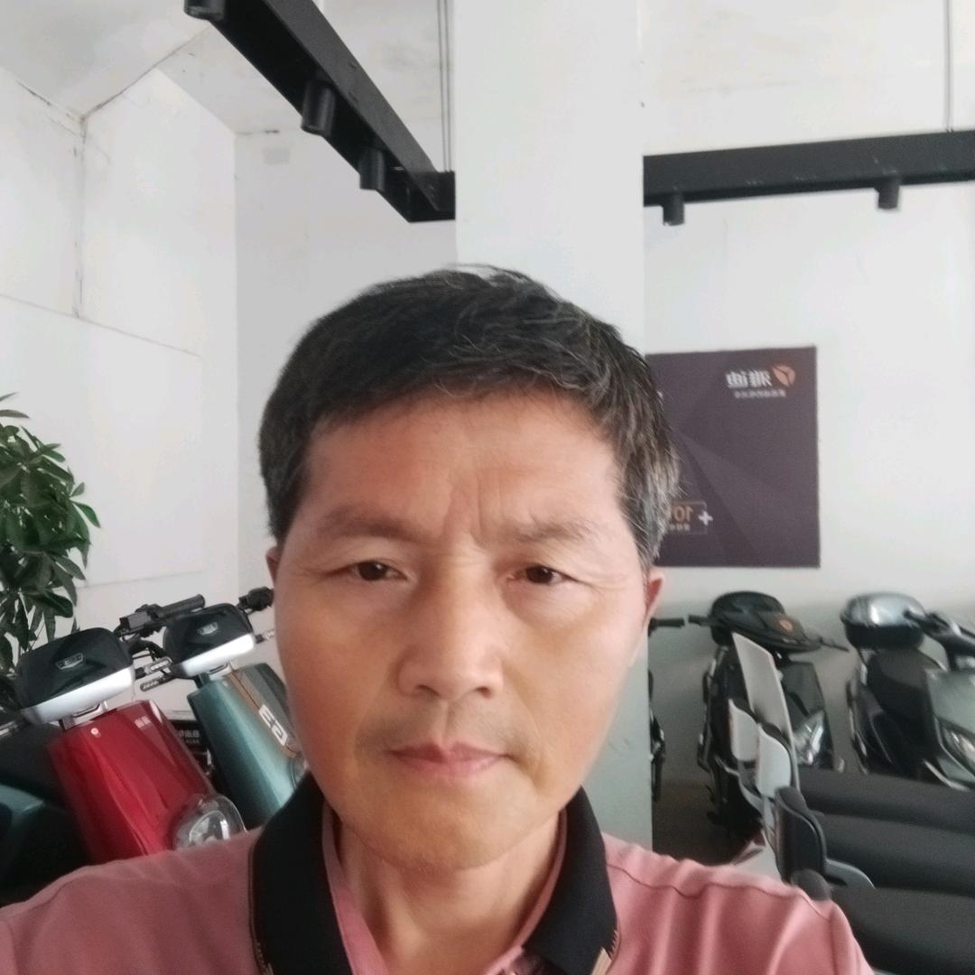 黄金埠雅迪电动车