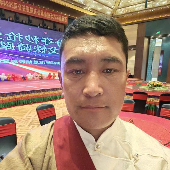牧儿嘎杰说车
