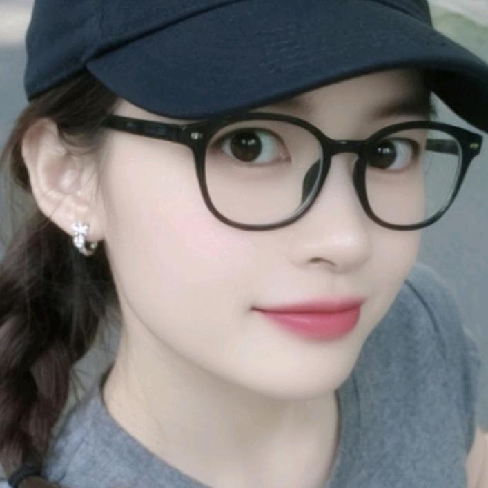 我是初一吖