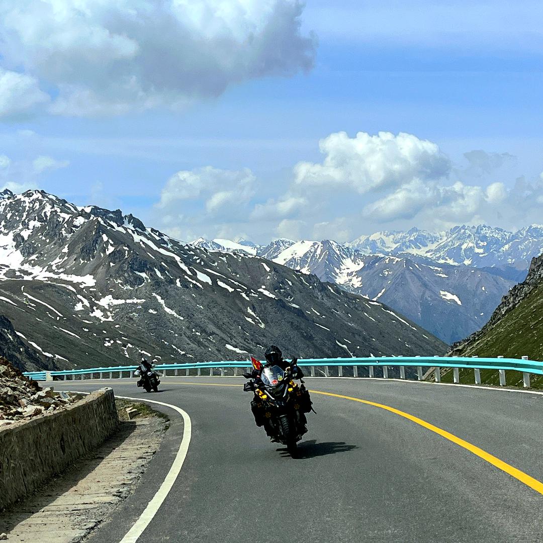 ✨希下有果☞🏍️