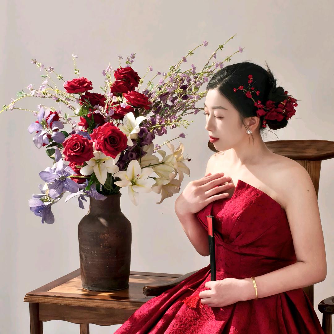 风雨过后的彩红