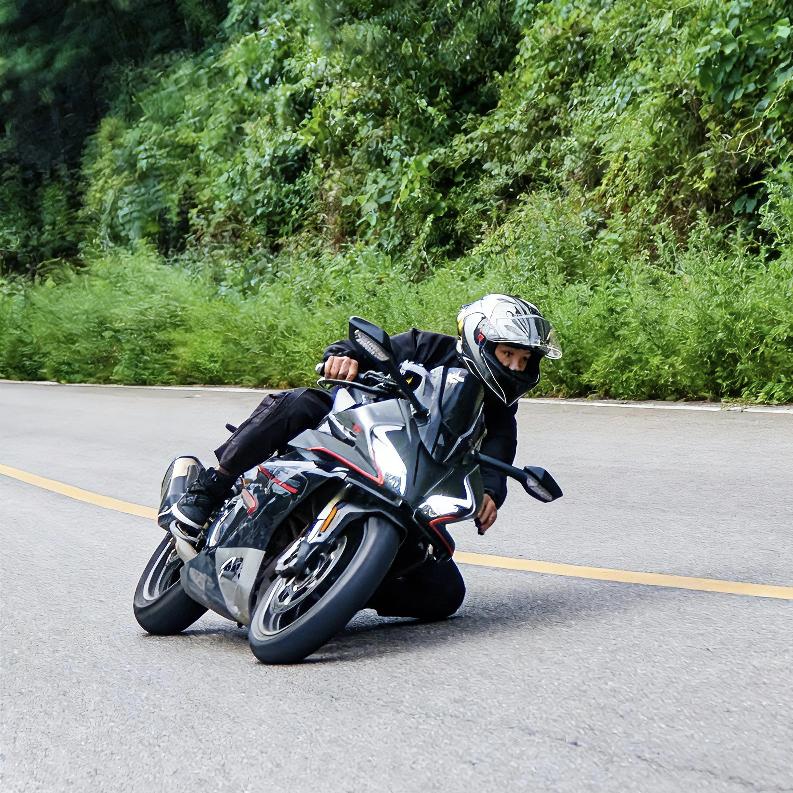 菲克游泳健身泳教-祥煇🏍️