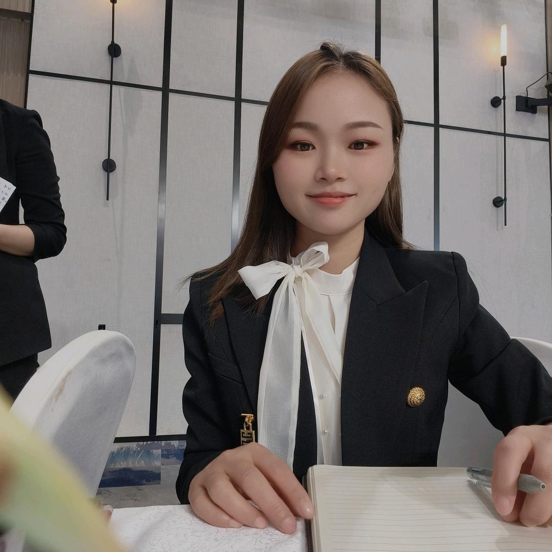 豆豆熊皮肤规划师-家琴